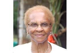 Muriel Middleton's Instagram, Twitter & Facebook