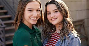 NickALive!: 'Side Hustle' Stars Annie & Jayden: How Their New Show Has  Taken Their BFF Status To The 'Next Level'
