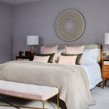 Choose timeless furniture, crisp bedding, and a faux fur throw for texture and. 75 Beautiful Contemporary Bedroom Pictures Ideas July 2021 Houzz