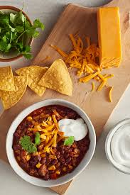 Ingredients Par Saputo Faites De La Mijoteuse Votre Meilleur Allie En Concoctant Ce Savoureux Chili Au Bœu Recipes Ground Meat Recipes Slow Cooker Chili Beef