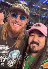 George Kittle with Steve Aoki!