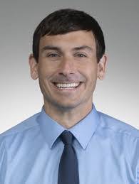 Kari Gordon's Instagram, Twitter & Facebook