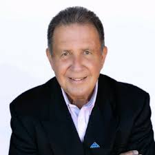 Marcus Mariota popped up at Saturday's Spirit match alongside 15,000+ fans! 