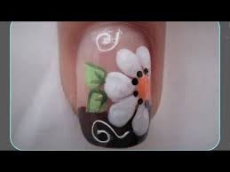 Pedicure diseños para xv / decoración de uñas para pies flores fácil de hacer. Diseno De Unas Con Flor Blanca Facil De Hacer Decoracion De Unas Con Flor Paso A Paso Youtube Pedicure Pe Unhas Desenhadas Unhas Decoradas Artes De Unhas