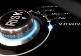 Analisis risiko adalah suatu metode analisis yang meliputi faktor penilaian, karakterisasi, komunikasi, manajemen dan kebijakan yang berkaitan dengan risiko tersebut. Pengertian Jenis Dan Sumber Risiko Kajianpustaka Com