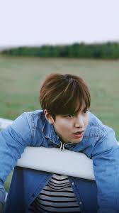 Lbb cell beauty delivered a huge flower bouquet to lee min ho ✨ . Team Lee Min Ho Leeminho New Twitter