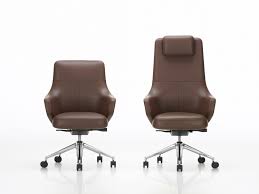 Executive chairs feature deep cushions, high backings and strong frame support to give you the confidence to make big decisions for the business. Grand Conference Highback Architonic
