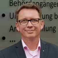 20+ "Tom Laue" profiles