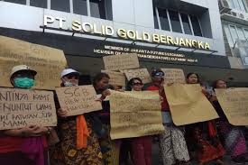 Maybe you would like to learn more about one of these? Ratusan Nasabah Bali Merasa Ditipu Investasi Solid Gold Berjangka
