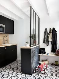 24 Kitchenettes Toutes Mimis Et Fonctionnelles Decoration Petit Appartement Interieur Maison Deco Petite Cuisine