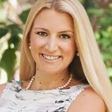 Amanda Metcalf's Instagram, Twitter & Facebook