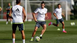 Jesper lindstrøms gennembrud har været vildt, og selvom han ikke har scoret nær så ofte i foråret, har han spillet fremragende og fortjente de point, han fik i vores kåring til forårets profil her i tipsbladet af blandt andre sønderjyske's cheftræner glen riddersholm. Tak Kunjung Dapatkan Sancho Man United Alihkan Fokus Ke Gareth Bale Okezone Bola