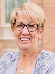 On Saturday, September 13, Lilarae Webster of the Costa Mesa 1st Ward  passed away peacefully in her home surrounded by her family. Sister Webster  has been a member of the Newport Beach