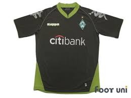 Die erste fußballmannschaft der frauen spielt seit dem aufstieg im jahre 2020 in der bundesliga. Werder Bremen 2007 2008 3rd Shirt In 2020 Retro Football Shirts Shirts Soccer Shirts
