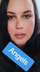 Amber Arrowood's Instagram, Twitter & Facebook