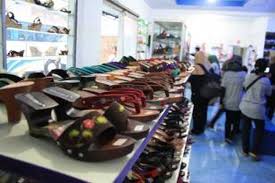 Καταστροφές έξω από το οακα. Oleh Oleh Sandal Kayu Nan Cantik