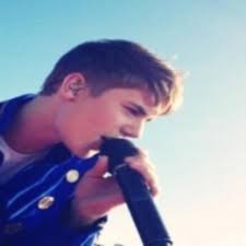 Oscar Bush (@nrFatmaNurAkcn)