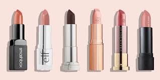 Lagipula,lipstik merah memiliki beragam pilihan, mulai dari merah crimson yang gelap dan merah seperti ceri yang cerah, yang. Tips Memilih Nude Lipstick Berdasarkan Warna Kulitmu Portal Wanita Muda