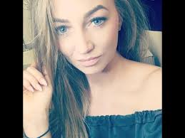 Pójdę z tobą, tylko nie strzelaj do niego"