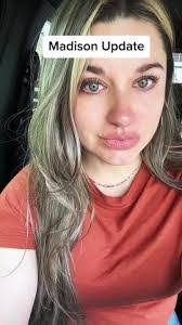 Madison Graves's Instagram, Twitter & Facebook