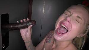 Spit Roast - CumGloryHole.se
