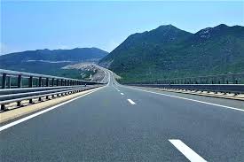 Motociclete și automobile de până la șapte persoane, inclusiv conducătorul auto și cu o greutate maximă admisă brută de 3,5 tone, și remorcile acestora. VacanÈ›Äƒ Cu MaÈ™ina In CroaÈ›ia InformaÈ›ii Utile Pentru Drum