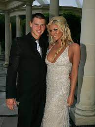 Flashback: Tamborine Mountain College's 2004-2008 formals | Gold Coast  Bulletin