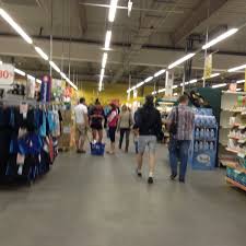 Jun 24, 2021 · a napokban azonban elért minket egy kisebb árhullám, emiatt a strandolásra alkalmas homokpad csak most kezd előtűnni újból. Tesco Hipermarket Varosmajor Ut 72