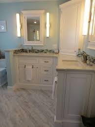 L Shaped Vanity Bathroom Design Ideas Pictures Remodel Decor Bathroom Vanity Designs L Shaped Bathroom Bathroom Layout