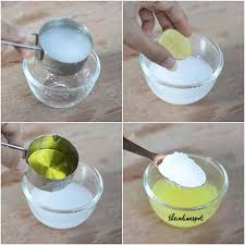 If you've noticed your hair limp lately, there's a chance there's too much product buildup in your hair. Get Straight Hair Naturally With Homemade Hair Treatments