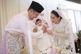 Fesyen baju lace kain batik. Koleksi Baju Anak Scha Awal Lebih 200 Helai Hiburan Mstar