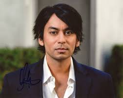 Vik Sahay "Chuck" AUTOGRAPH Signed 'Lester Patel' 8x10 Photo C
