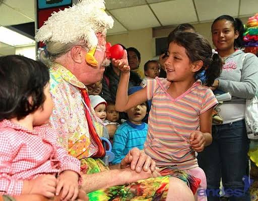 The REAL Patch Adams: One Of The Greatest Activists In History | Humour As  A Nursing Intervention