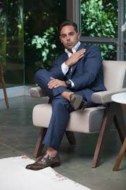 Social Impact Heroes: Why & How Kyle Stefanski of Rhonda's Kiss Decided To  Change Our World