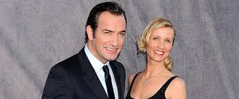 Le couple se sépare en 2003 quand l'acteur entame une relation avec sa compagne d'un. Jean Dujardin Et Alexandra Lamy 4 Ans A Jouer Aux Amoureux Ont Conduit Au Vrai Grand Amour