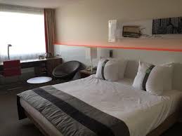Located in eindhoven, holiday inn eindhoven centre, an ihg hotel is in the city center and near the airport. De Kamer Picture Of Holiday Inn Eindhoven Tripadvisor