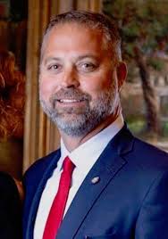 Updated form shows Rep. Hage drawing $350,000 paycheck from The Villages