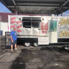 La Perla Tapatia Food Truck — Mobile caterer food truck in Oklahoma City, Oklahoma