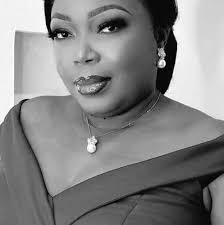 RDC: 10 ministres provinciaux pour la ville de #Kinshasa . 1. Yvette Tembo  Kulemfuka : ministre provincial des finances . 2. Thierry TSHITENGE :  Ministre de l'intérieur 3. Alain Tshilungu : Ministre