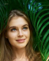Dari seorang model., hingga puteri indonesia 2020., dan kini mempersiapkan keberangkatan nya menuju miss universe 2021• • apa saja yang di persiapkan ayuma untuk miss universe 2021 ?. Jgw9agt2sapbem