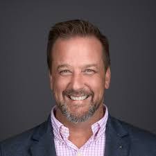 Robert Dietzel's Instagram, Twitter & Facebook