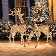 Decorating for the holidays isn't confined to the indoors. 18 Christmas Lights Diy Outdoor Outdoor Christmas Lights Outdoor Christmas Diy Christmas Lights