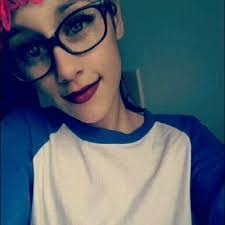 Jasmine Almodovar's Instagram, Twitter & Facebook