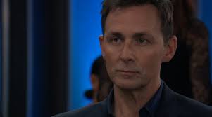James Patrick Stuart plays Valentin Cassadine @japastu