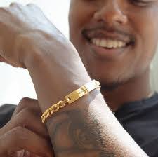 Arianna Byrd's Instagram, Twitter & Facebook