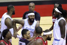 Demarcus cousins is 30 years old (13/08/1990) and he is 208cm tall. Lakers Markieff Morris Ejected For Shoving Demarcus Cousins Los Angeles Times