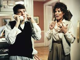 The majority of this movie is filmed in the apartment and it becomes an important. Green Card 1990 Rotten Tomatoes