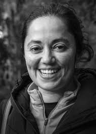 m Many people shop in Bromley.these from a few years ago