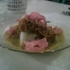 Gulai tunjang khas padang jadi makanan favorit. Photos At Lontong Gulai Cubadak 10 Visitors