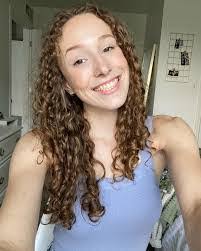 Amber Bridgewater's Instagram, Twitter & Facebook